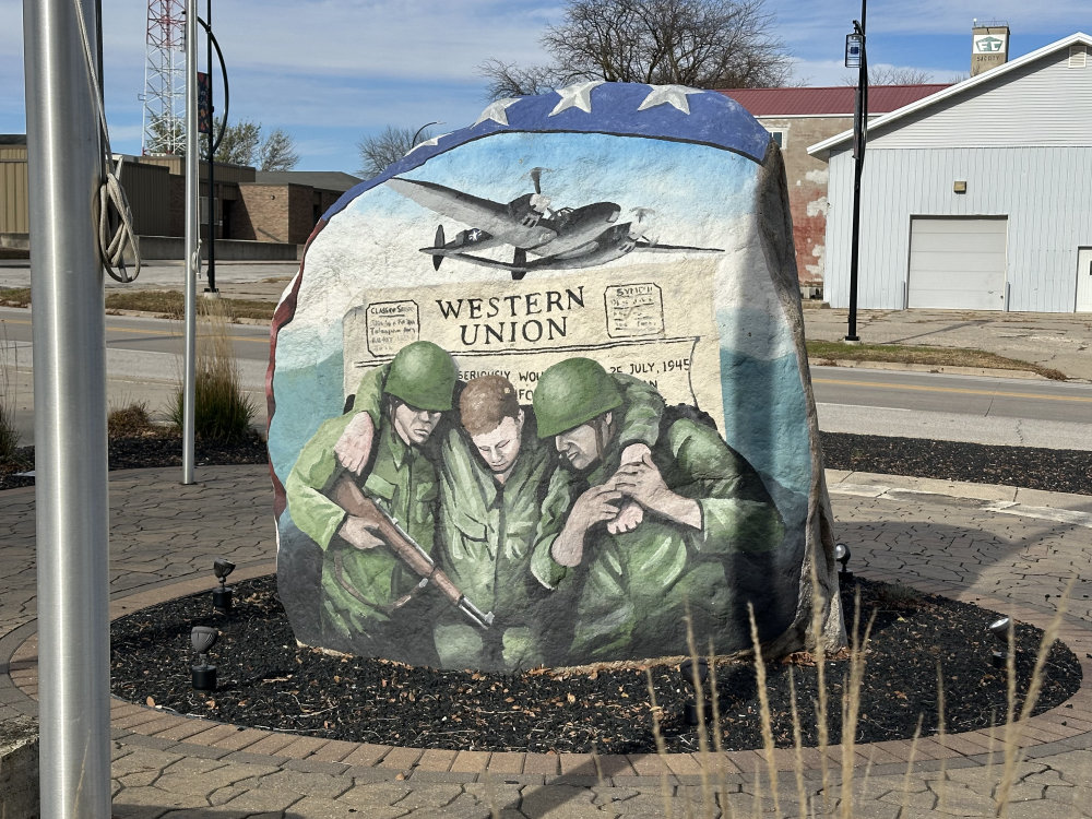 mural in Sac City by artist unknown.