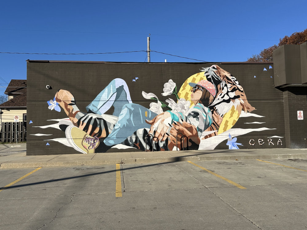 mural in Des Moines by artist CERA.