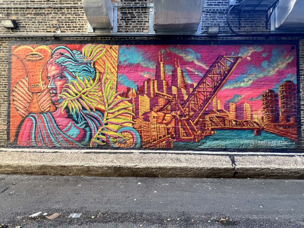 mural in Chicago by artist unknown.