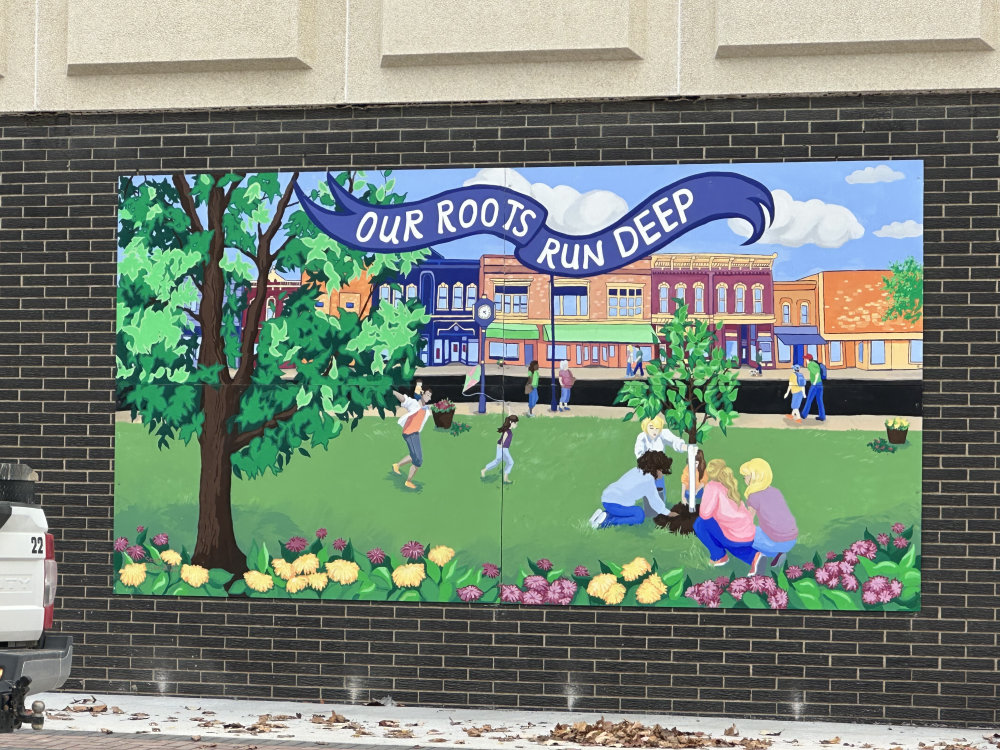 mural in Tipton by artist unknown.