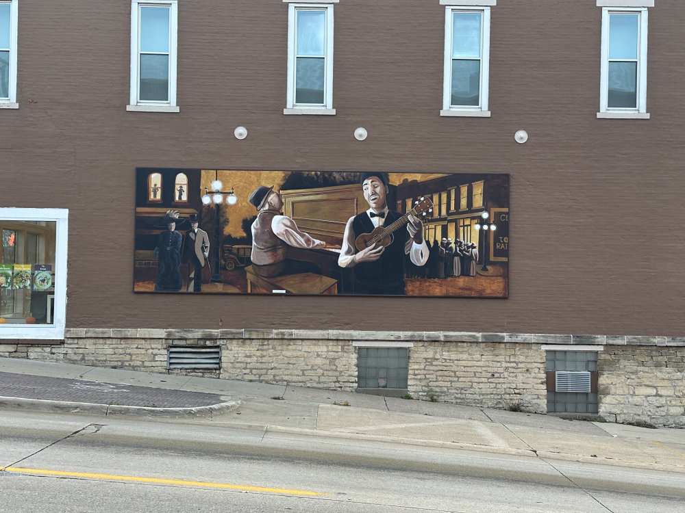 mural in Mount Vernon by artist unknown.