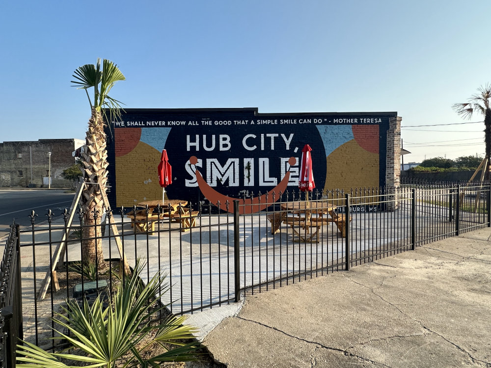 mural in Hattiesburg by artist unknown.