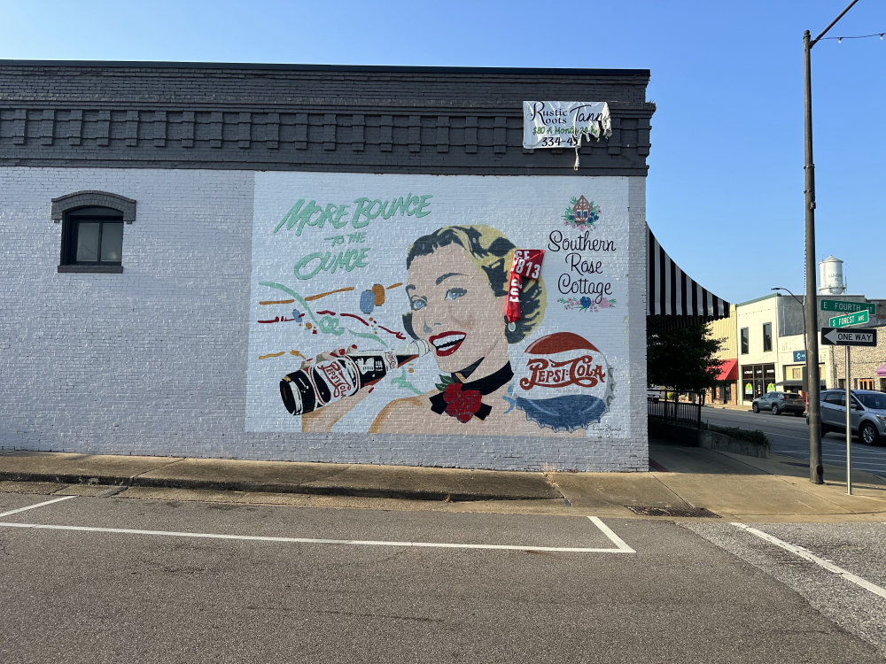 mural in Luverne by artist unknown.