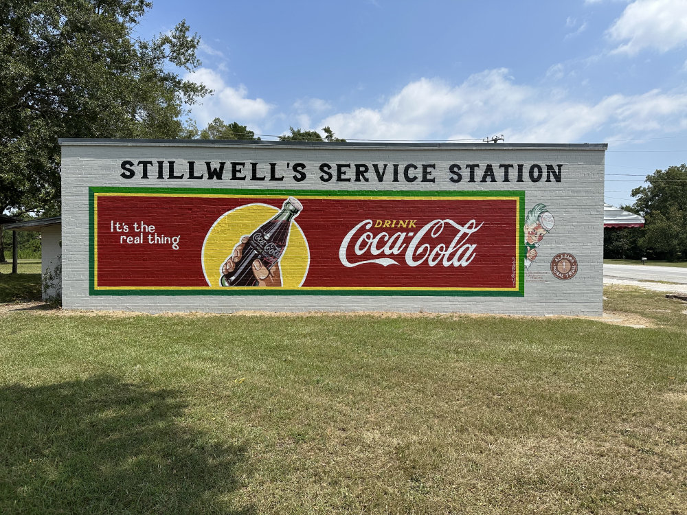 mural in Phenix City by artist unknown.