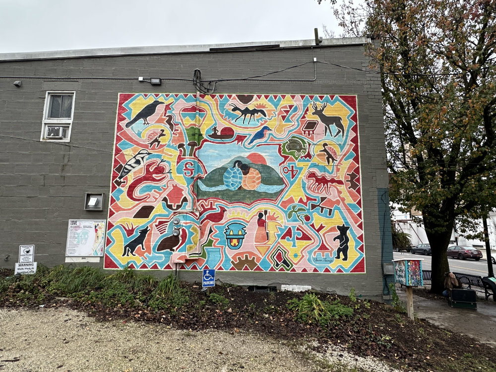 mural in Kent by artist unknown.