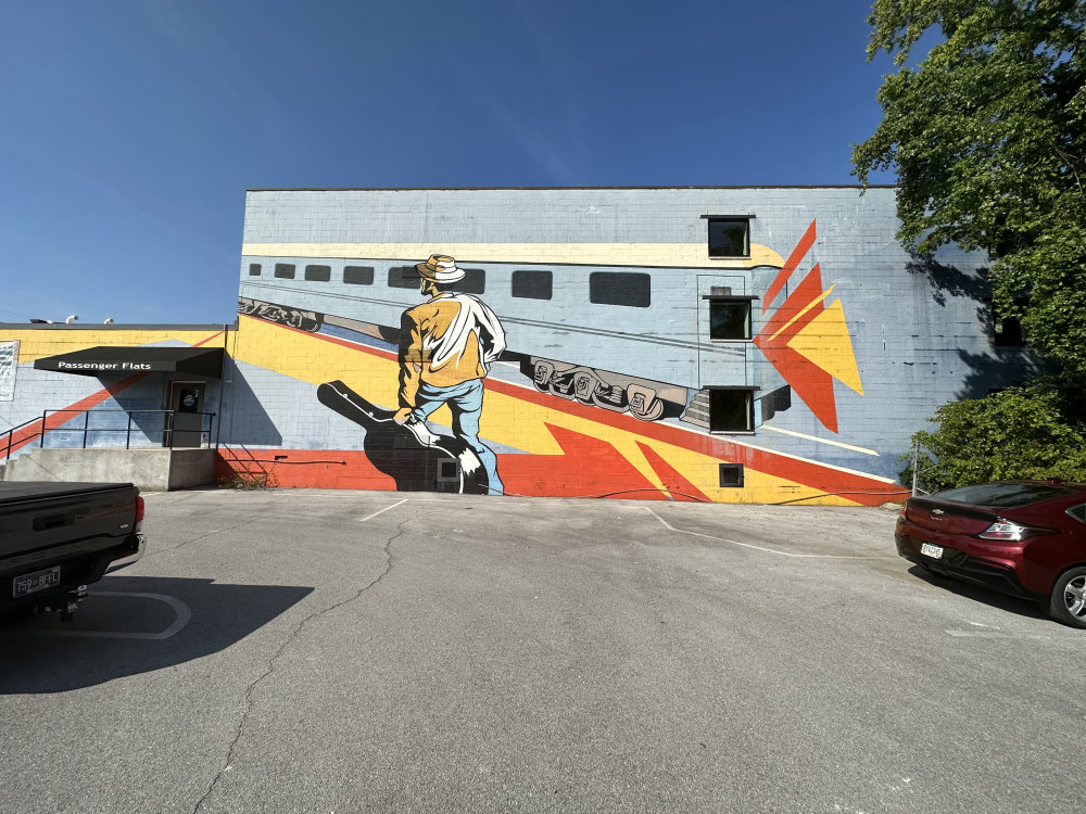 mural in Chattanooga by artist unknown.