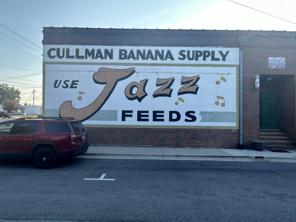 mural in Cullman by artist unknown.