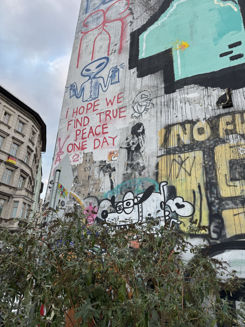 mural in Berlin by artist unknown.