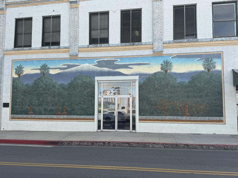 mural in Redlands by artist unknown.