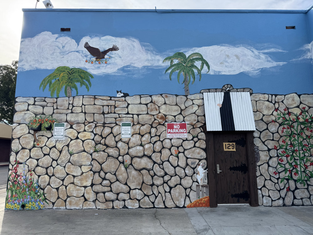 mural in Redlands by artist unknown.