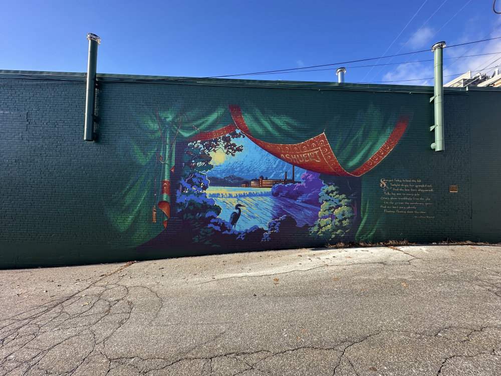 mural in Keene by artist unknown.