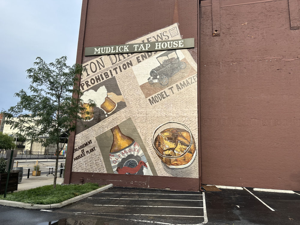 mural in Dayton by artist unknown.