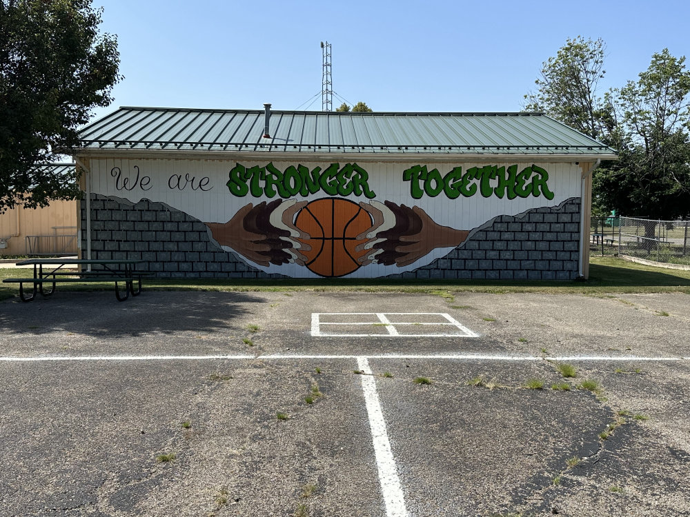 mural in Macomb by artist unknown.