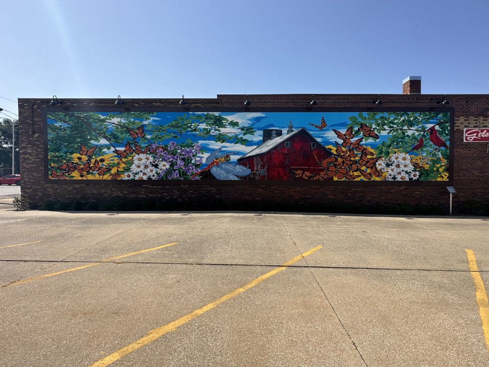 mural in Macomb by artist unknown.