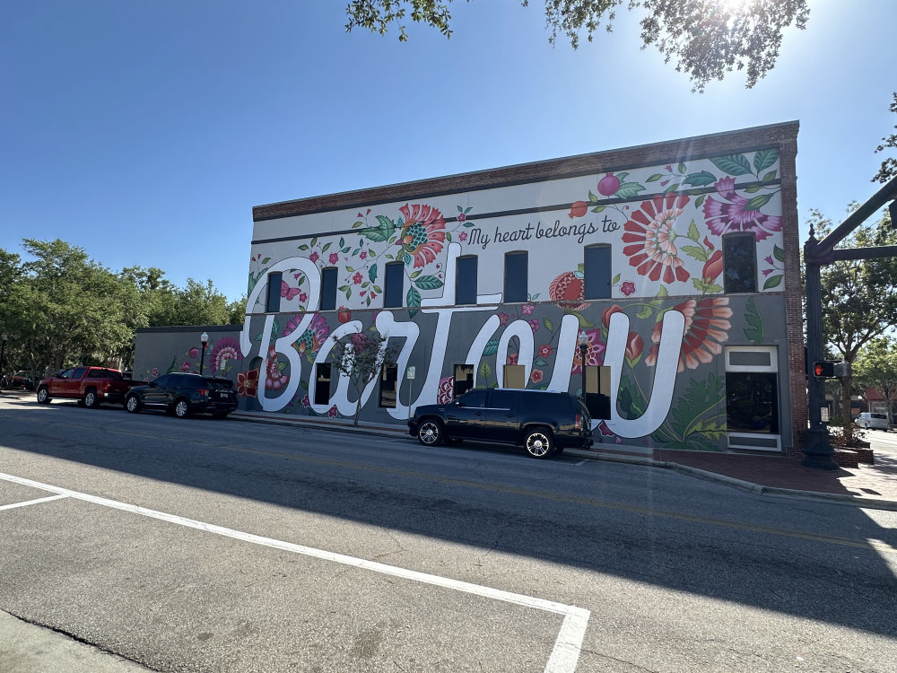 mural in Bartow by artist Gillian Fazio.