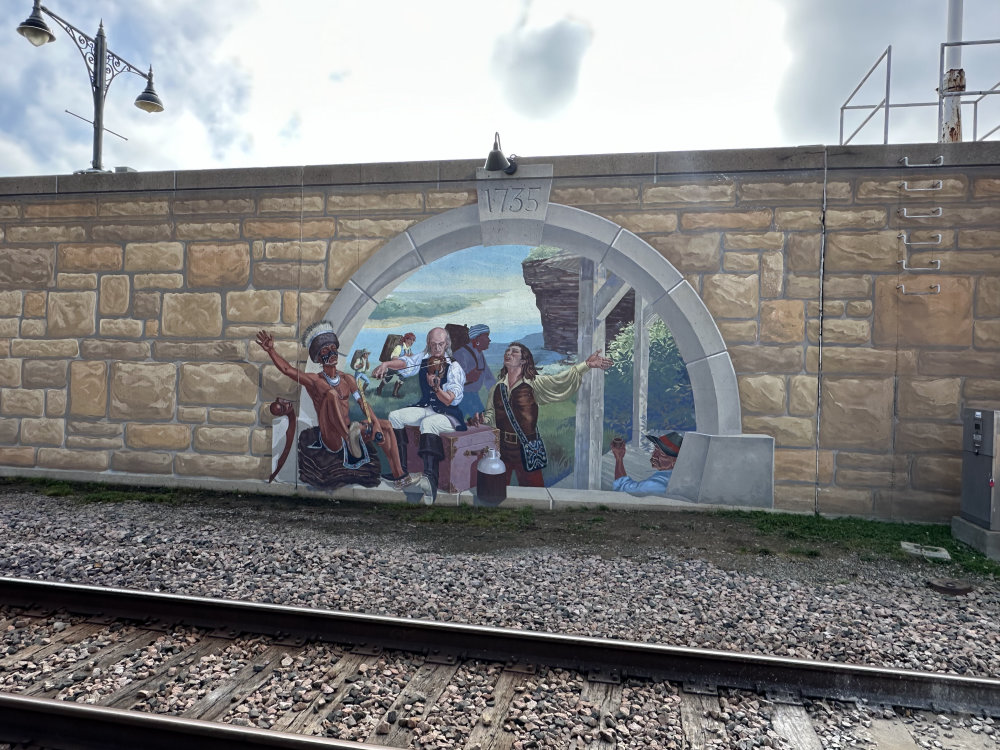 mural in Cape Girardeau by artist unknown.