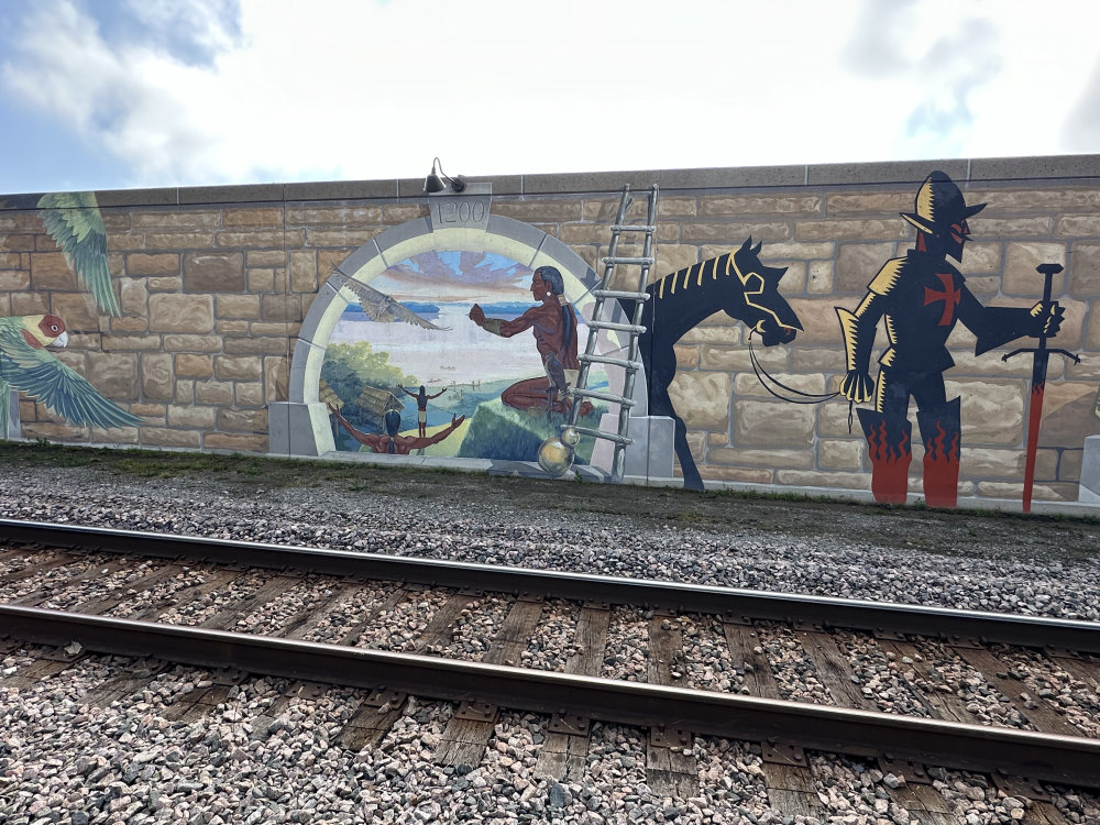 mural in Cape Girardeau by artist unknown.