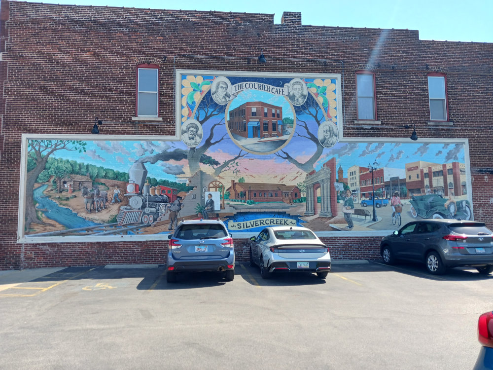 mural in Urbana by artist Glen C Davies.