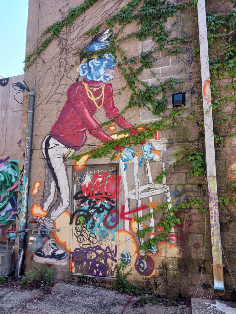 mural in Urbana by artist unknown.
