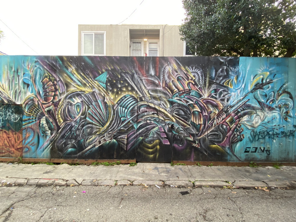 mural in San Francisco by artist Eon75.