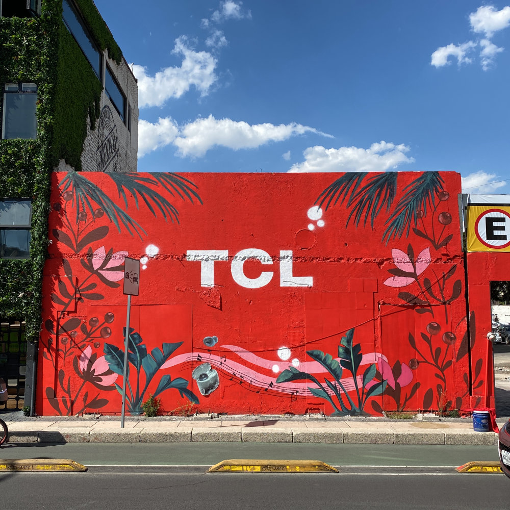 mural in Ciudad de México by artist unknown.