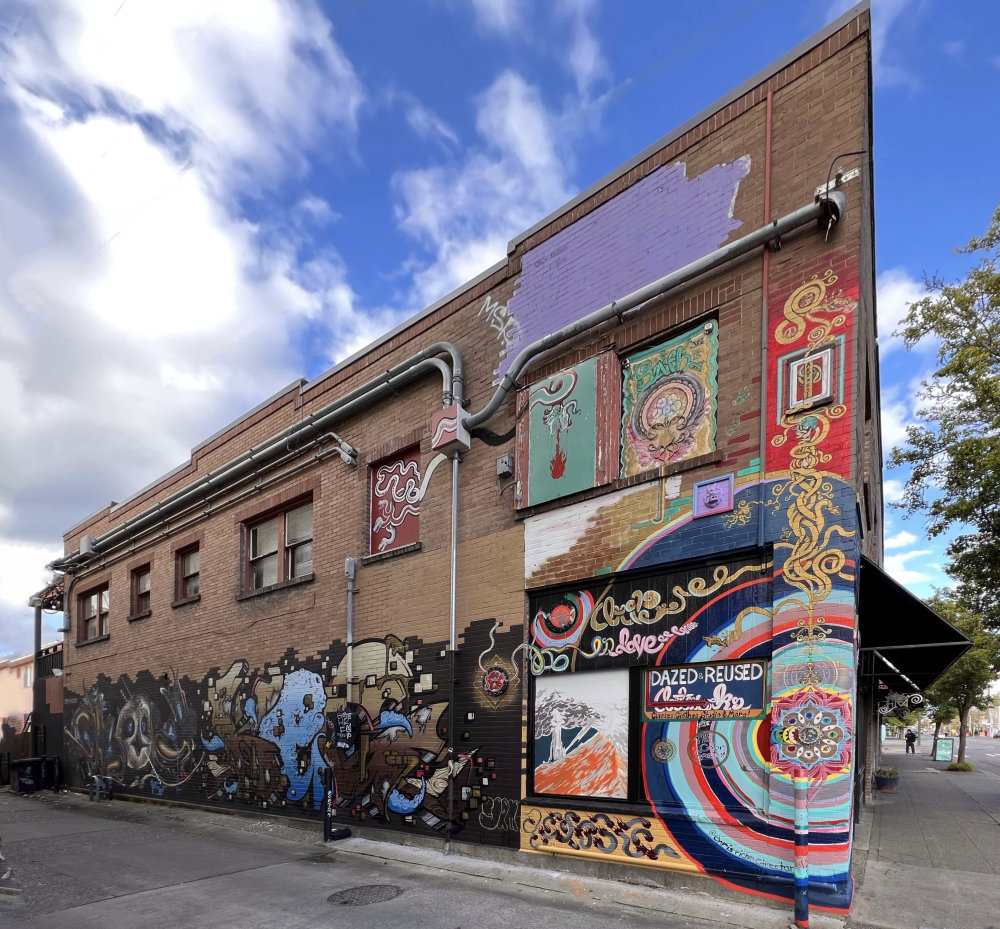 mural in Tacoma by artist unknown.