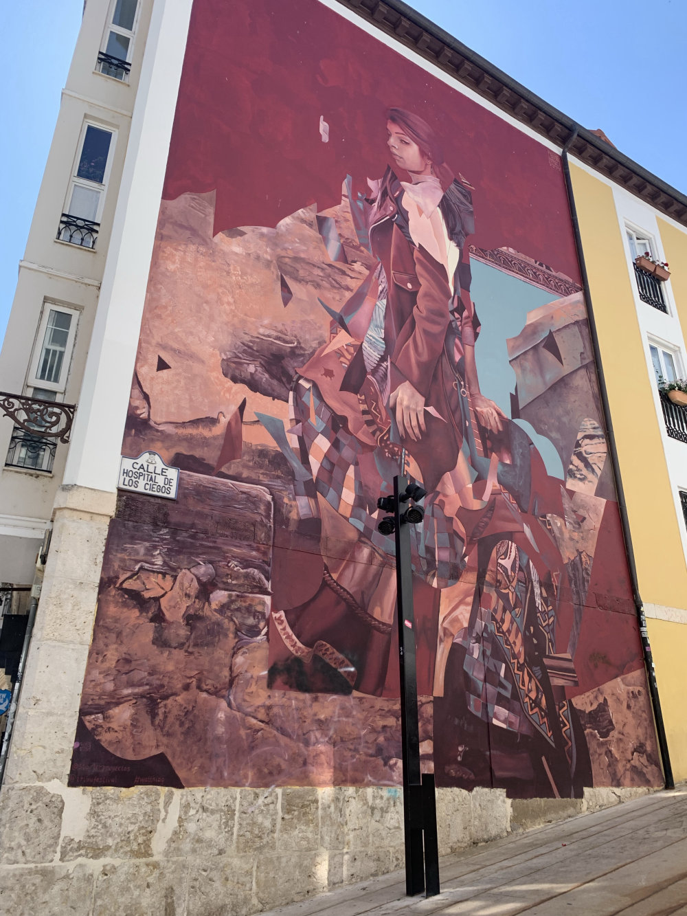 mural in Burgos by artist unknown.
