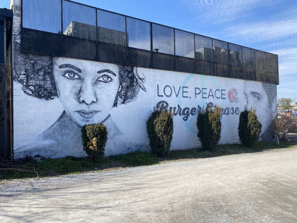 mural in Chattanooga by artist unknown.