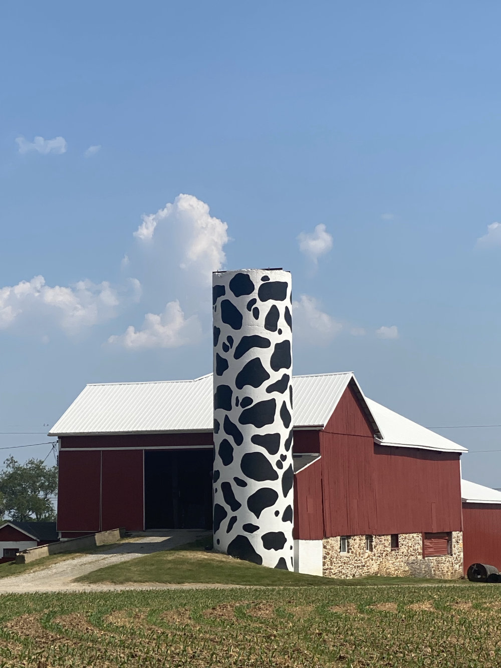 mural in Cochranville by artist unknown.