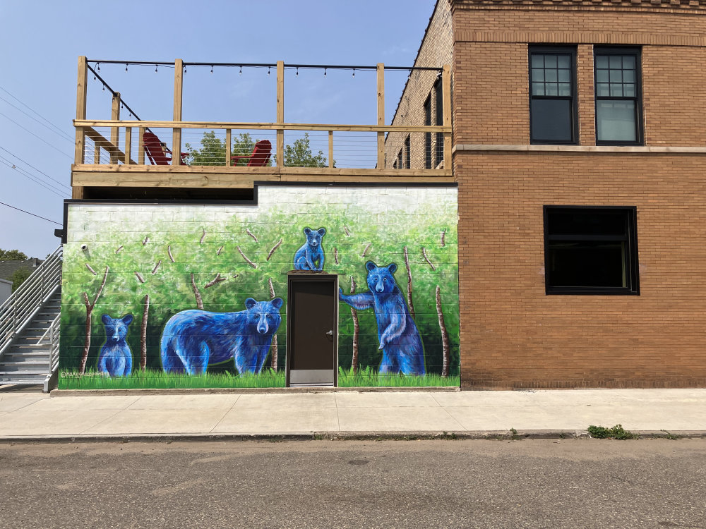 mural in Crosby by artist unknown.