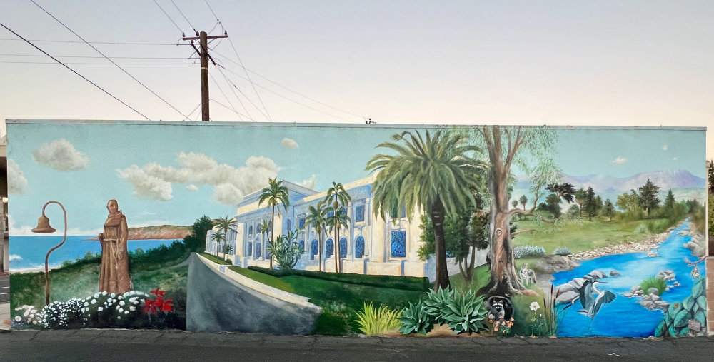 mural in Ventura by artist unknown.