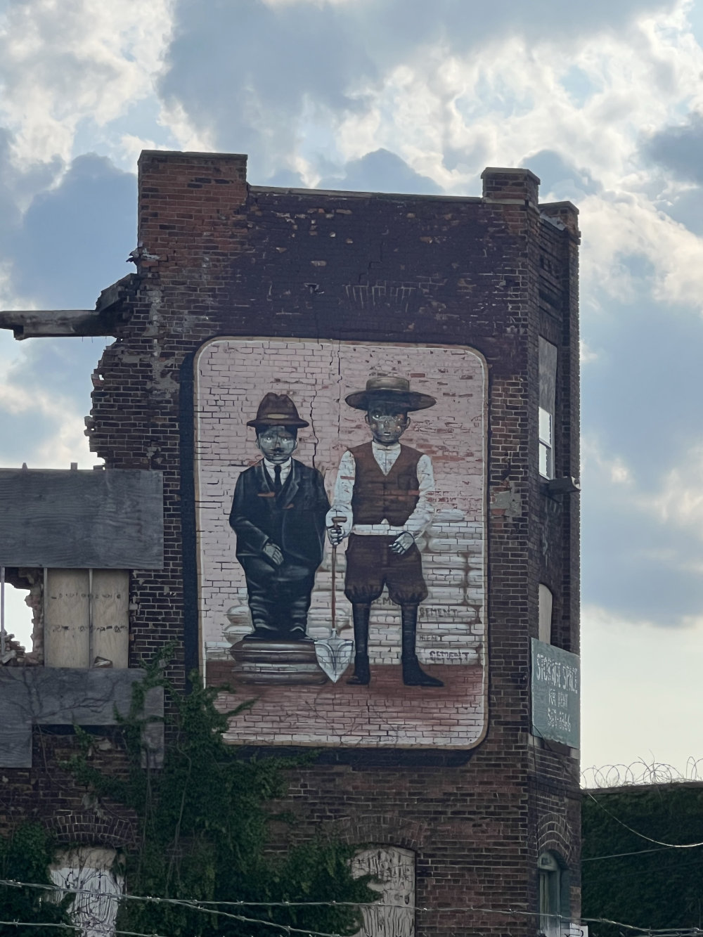 mural in Detroit by artist PixelPancho.