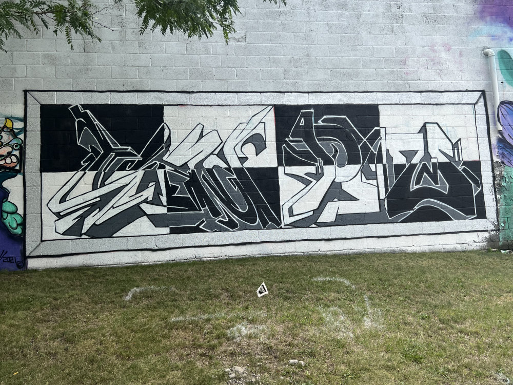 mural in Detroit by artist unknown.