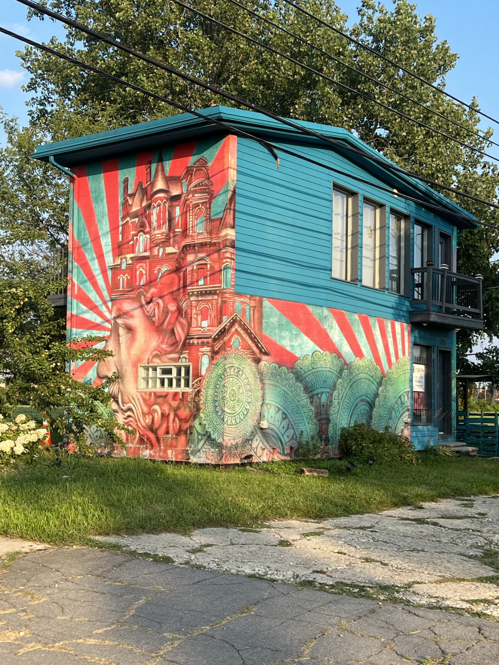 mural in Detroit by artist Beau Stanton.